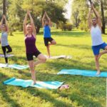 Eltville organisiert vier kostenlose Yogaeinheiten im Stadtpark im Juni