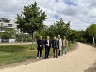 Kastel: Neue Fuß und Radwege verbinden Helling Höfe mit Rheinpromenade