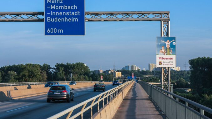 Mainz und Landkreis fordern schnelle Teilöffnung der A643-Abfahrt Mainz-Mombach