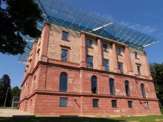 Neujahrskonzert in Wiesbaden mit Naturhörnern und kostenfreien Führungen