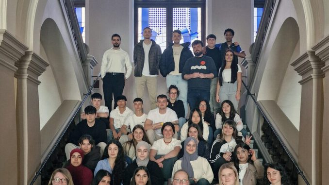 Wiesbaden empfängt Jugendliche aus Urretxu zu kreatischer Austauschwoche